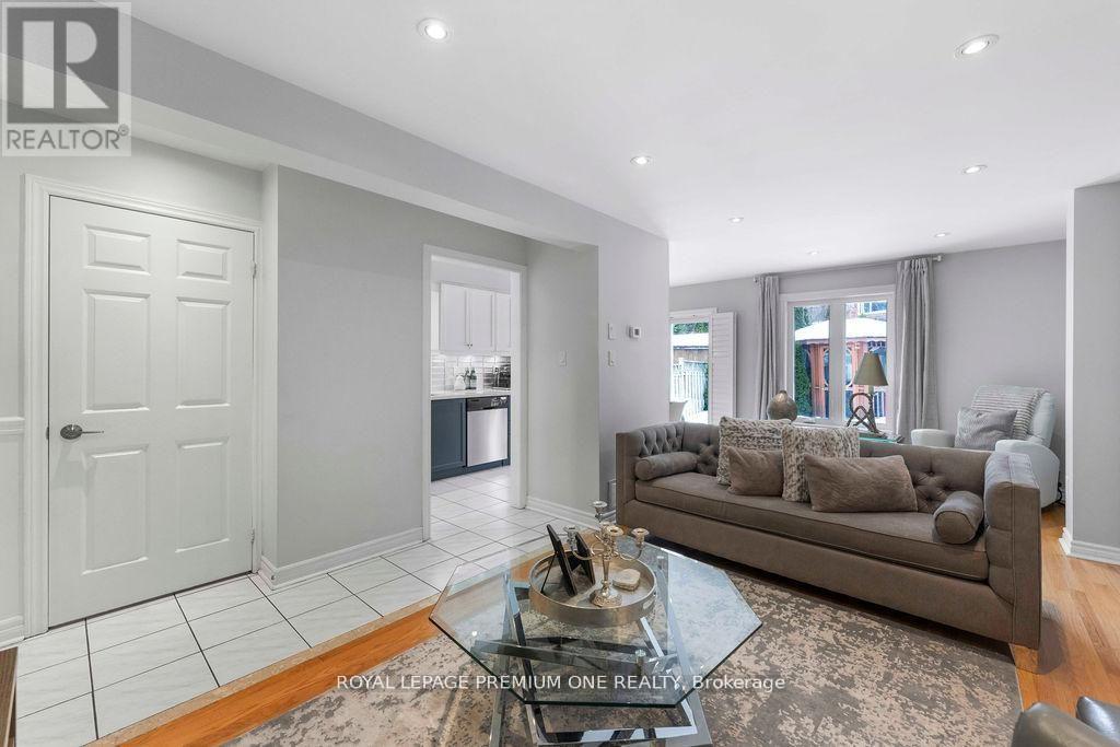 99 Senator Way, Caledon, Ontario  L7S 2S6 - Photo 9 - W12939028