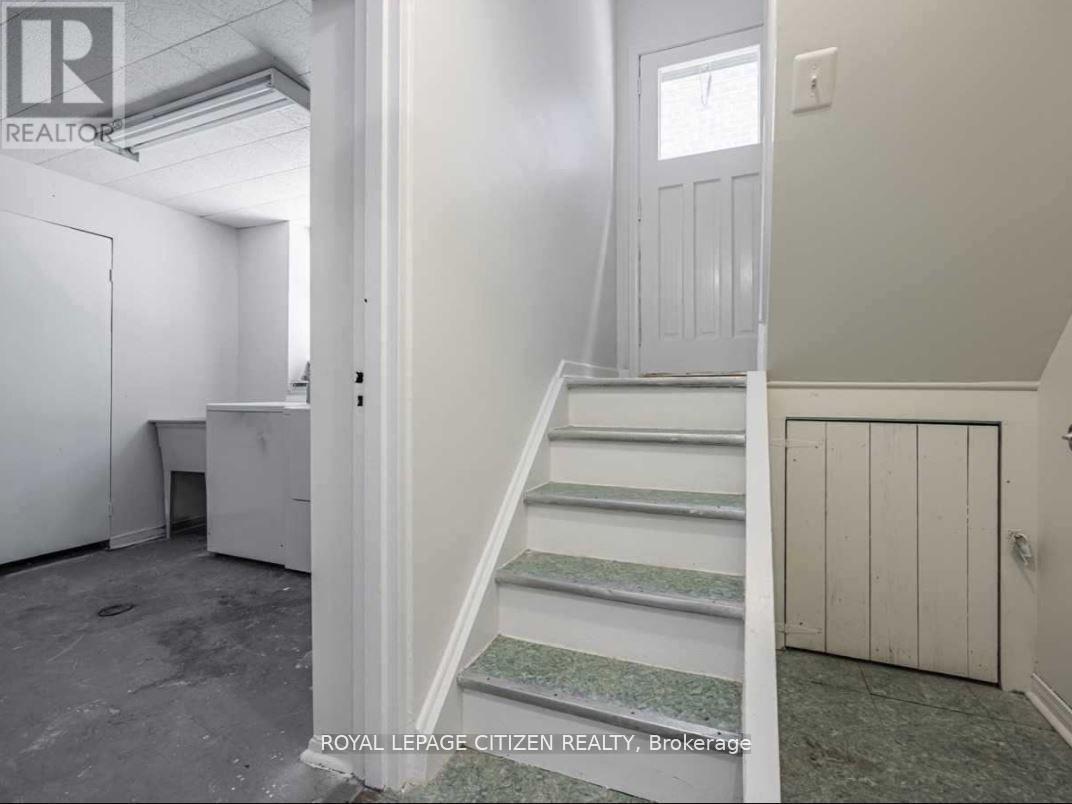 2 - 17 Bayliss Avenue, Toronto, Ontario  M6N 4P2 - Photo 13 - W12939034