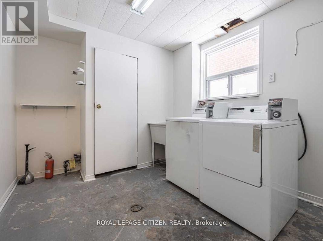 2 - 17 Bayliss Avenue, Toronto, Ontario  M6N 4P2 - Photo 14 - W12939034