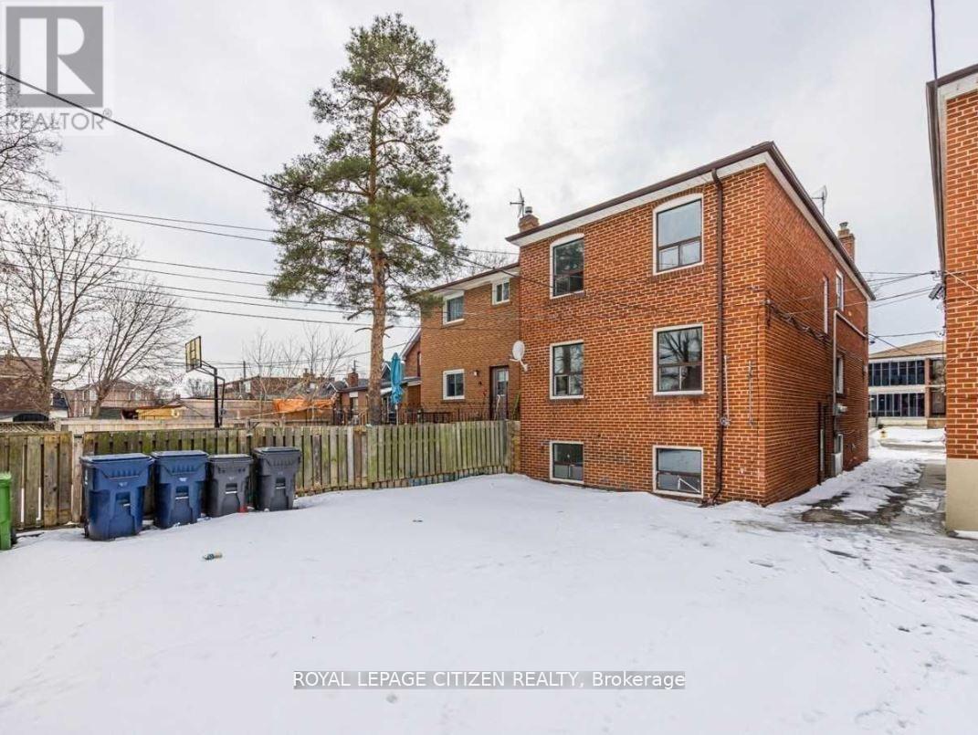 2 - 17 Bayliss Avenue, Toronto, Ontario  M6N 4P2 - Photo 15 - W12939034
