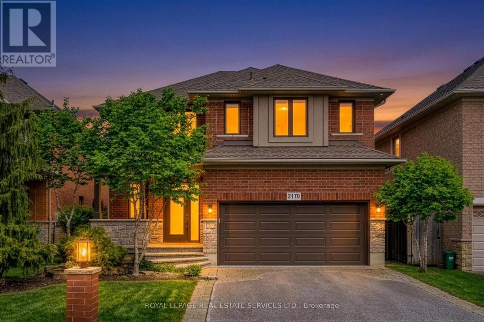 2170 Brookhaven Crescent, Oakville, Ontario  L6M 5B8 - Photo 2 - W12939036