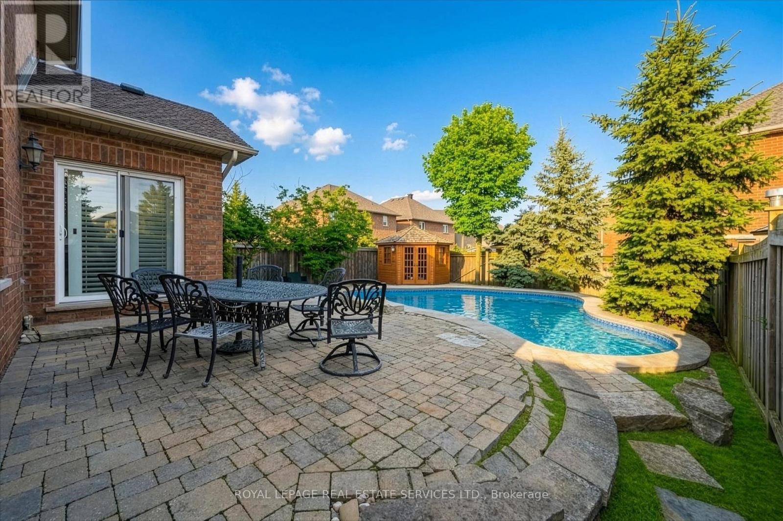 2170 Brookhaven Crescent, Oakville, Ontario  L6M 5B8 - Photo 48 - W12939036