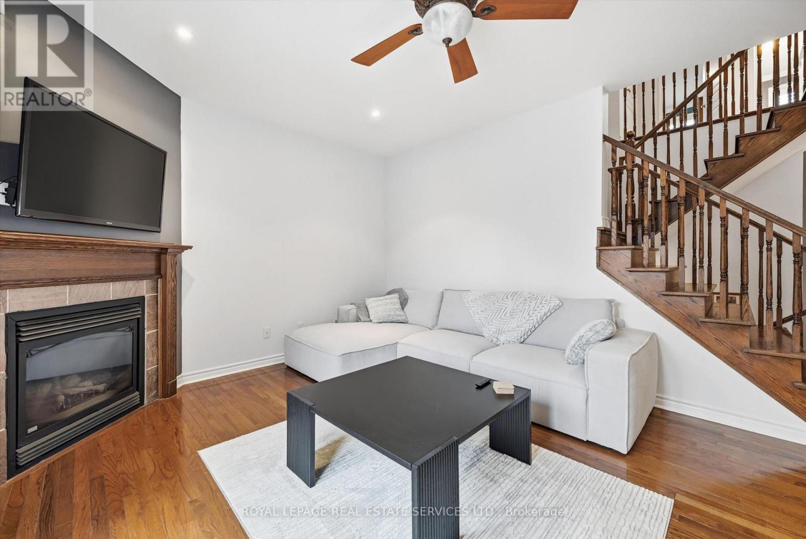 2170 Brookhaven Crescent, Oakville, Ontario  L6M 5B8 - Photo 8 - W12939036