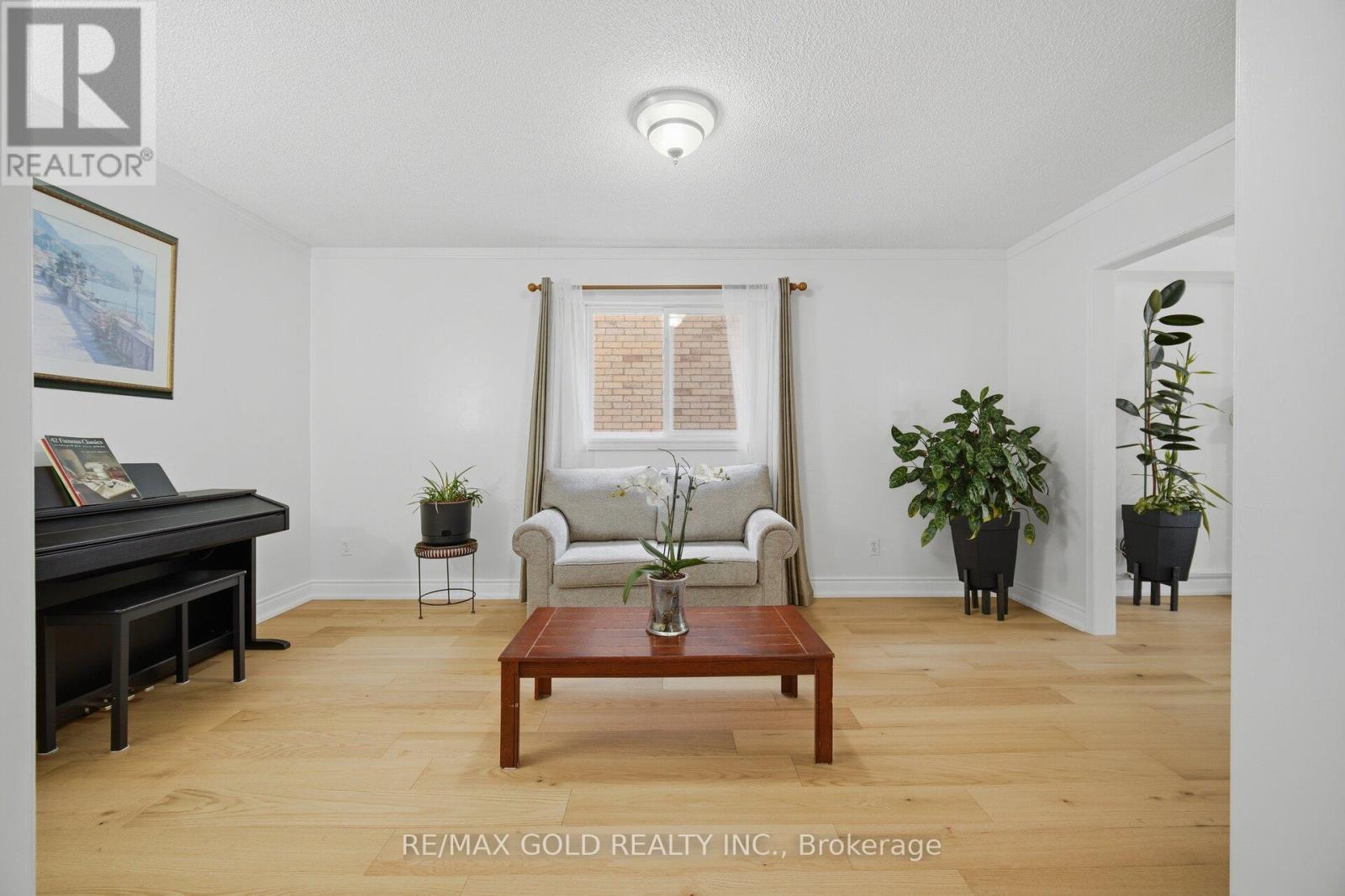 66 Cheviot Crescent, Brampton, Ontario  L6Z 4G7 - Photo 10 - W12939062