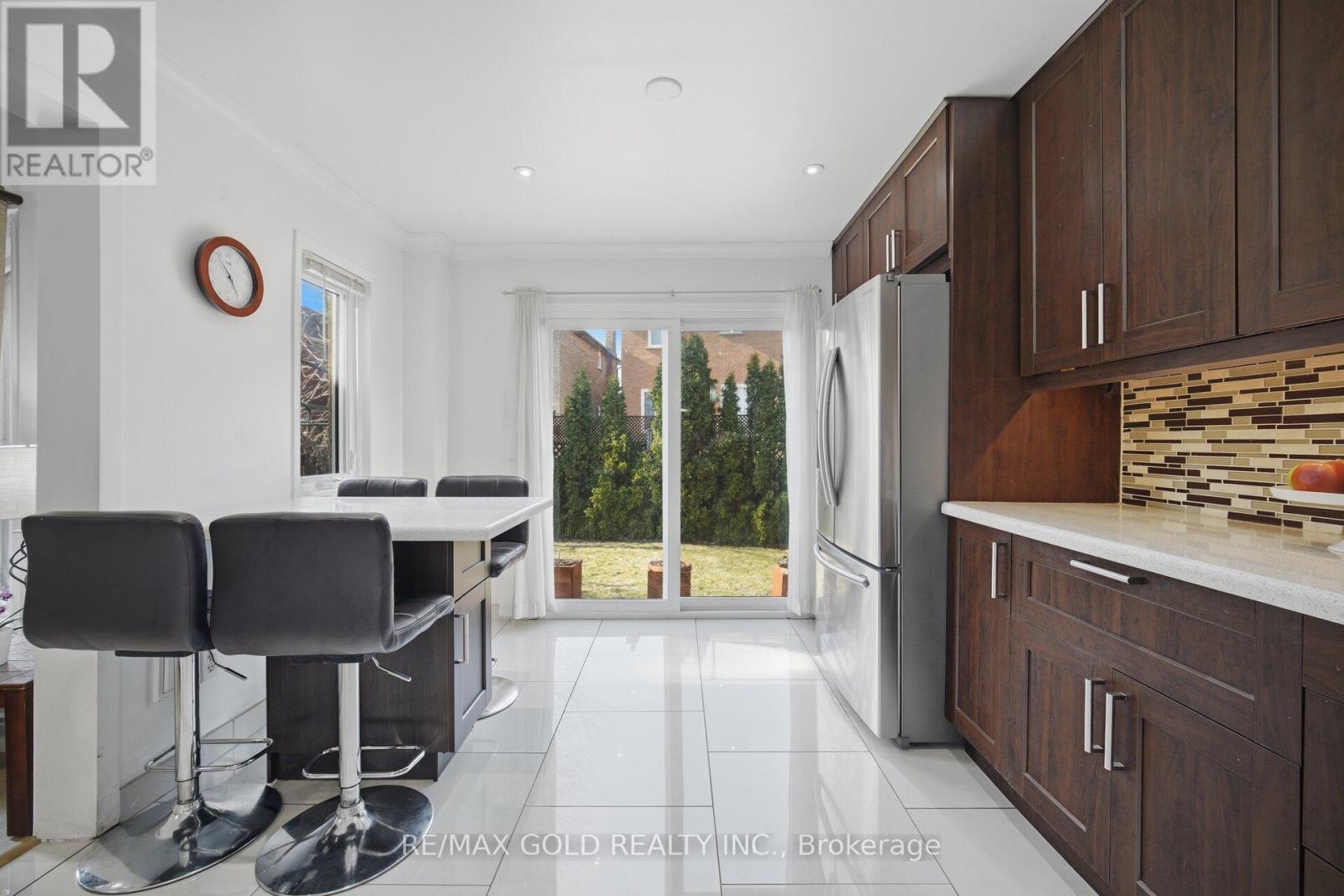 66 Cheviot Crescent, Brampton, Ontario  L6Z 4G7 - Photo 25 - W12939062