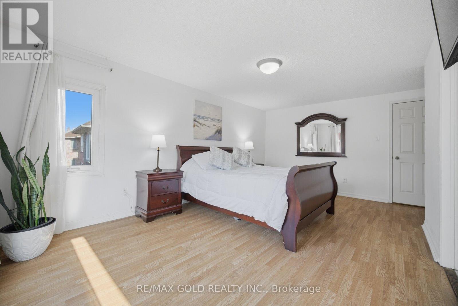 66 Cheviot Crescent, Brampton, Ontario  L6Z 4G7 - Photo 30 - W12939062