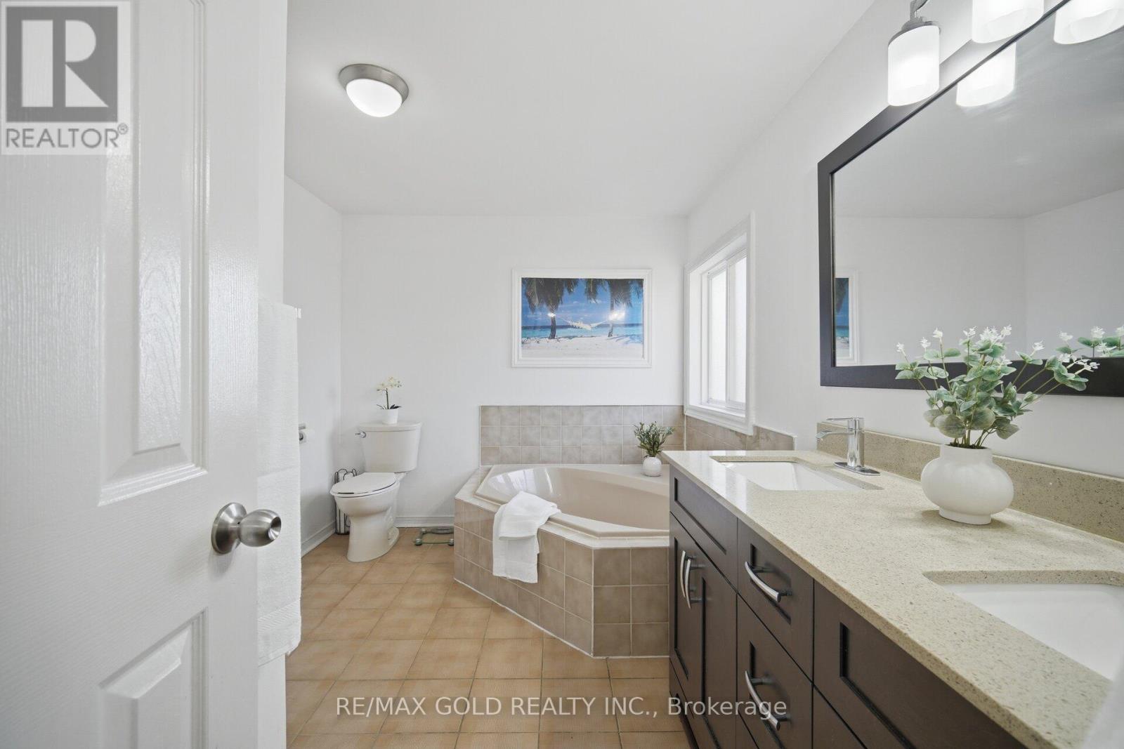 66 Cheviot Crescent, Brampton, Ontario  L6Z 4G7 - Photo 34 - W12939062