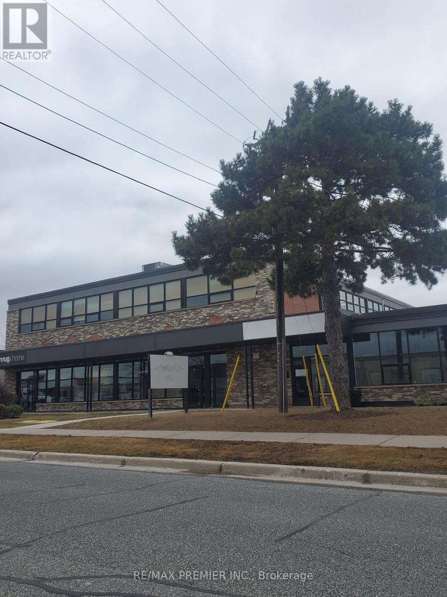 2 - 54 Samor Road, Toronto (Yorkdale-Glen Park), Ontario  M6A 1J6 - Photo 2 - W12939086