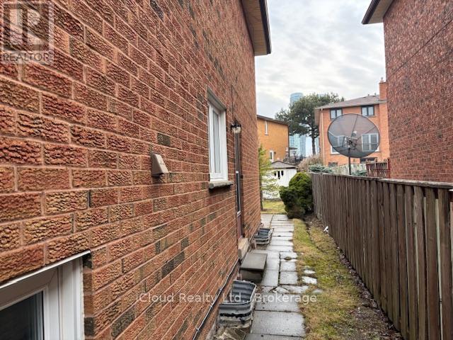 4174 Woodington Drive, Mississauga (Rathwood), Ontario  L4Z 1K4 - Photo 17 - W12939102