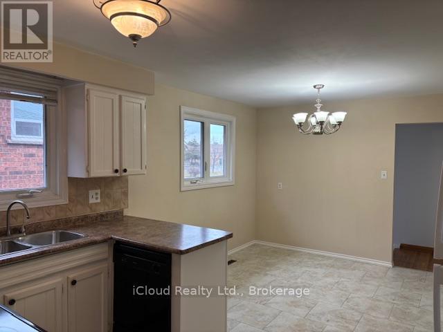 4174 Woodington Drive, Mississauga (Rathwood), Ontario  L4Z 1K4 - Photo 3 - W12939102