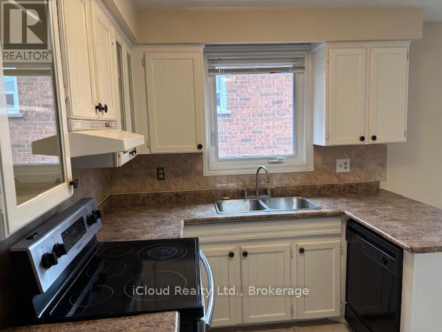 4174 Woodington Drive, Mississauga (Rathwood), Ontario  L4Z 1K4 - Photo 6 - W12939102