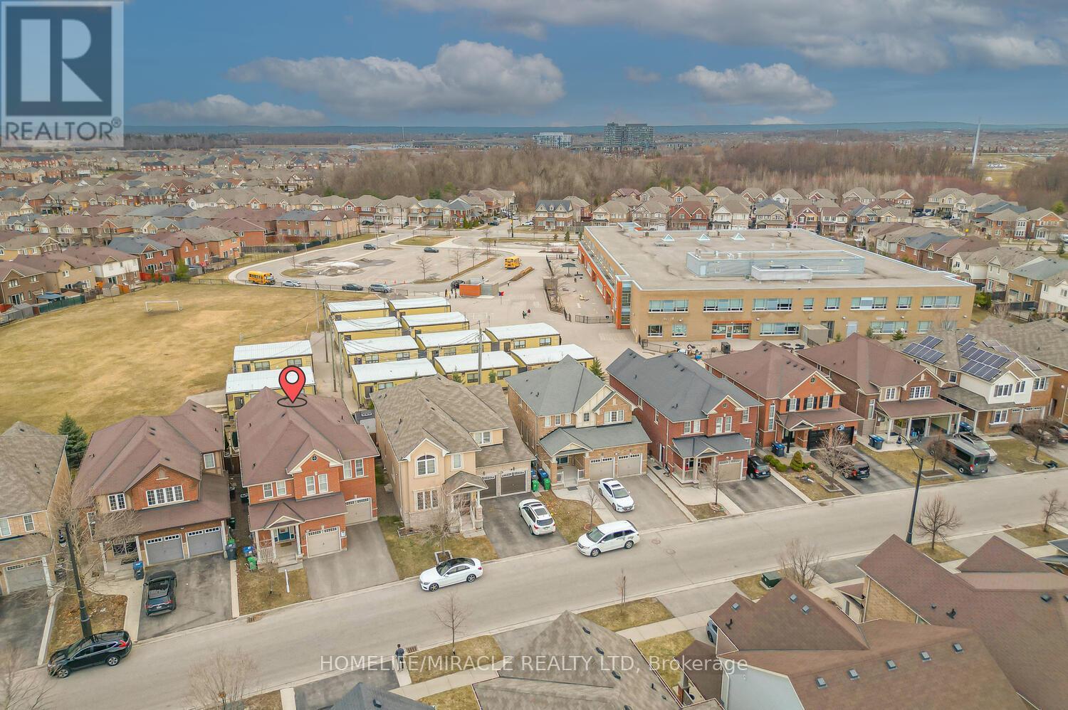 32 Agricola Road, Brampton, Ontario  L7A 0V1 - Photo 4 - W12939108