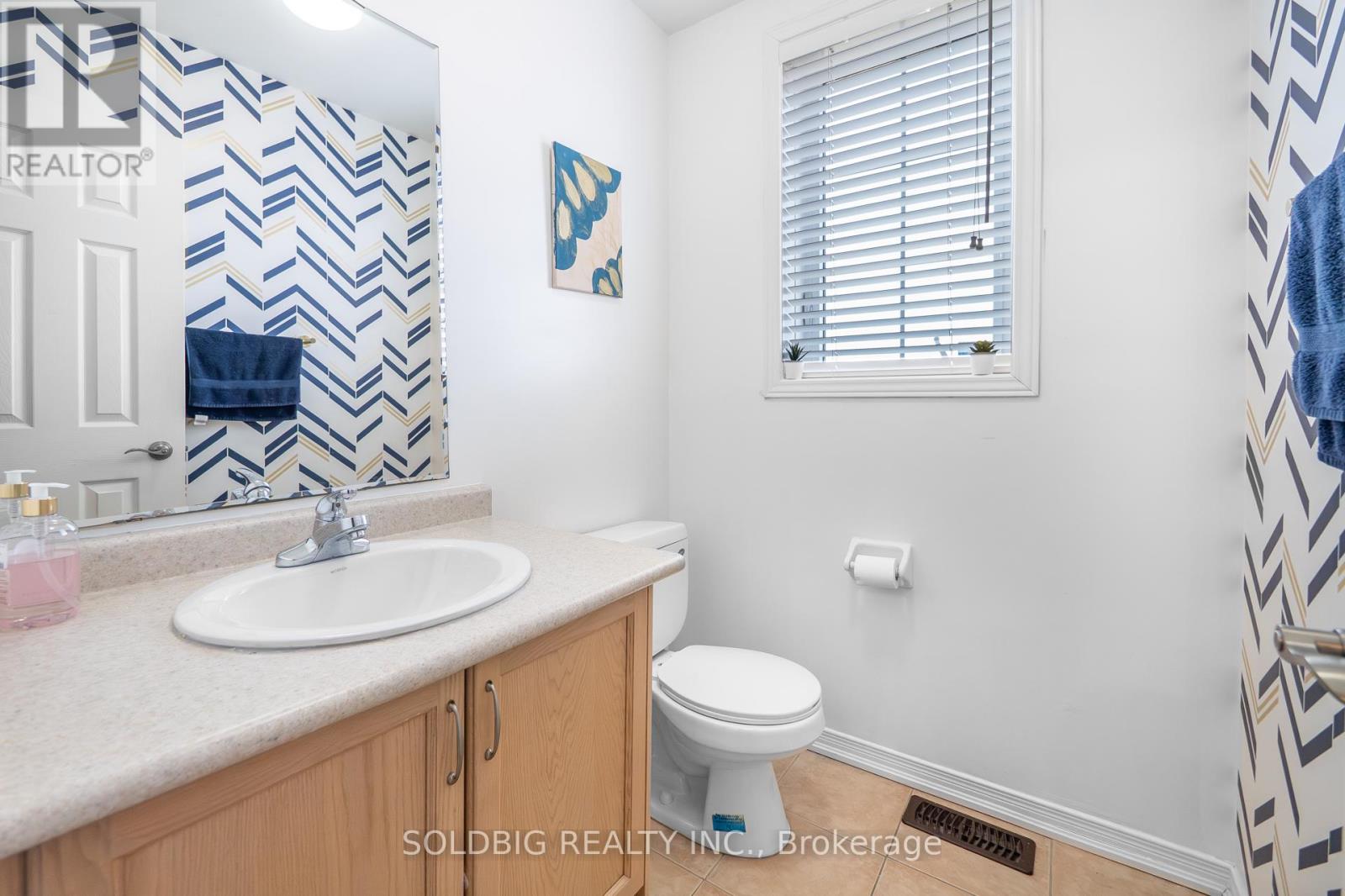 424 Chandler Crescent, Milton (Sc Scott), Ontario  L9T 0S9 - Photo 18 - W12939132