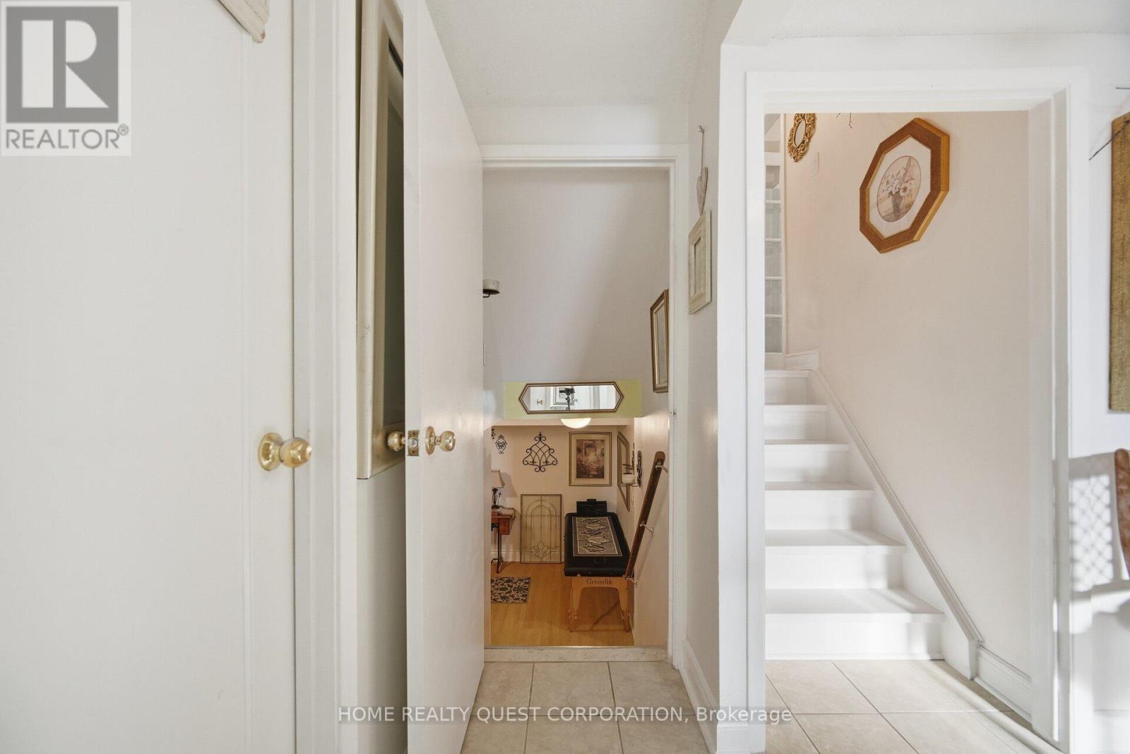 6330 Lorca Crescent, Mississauga, Ontario  L5N 2J4 - Photo 26 - W12939142