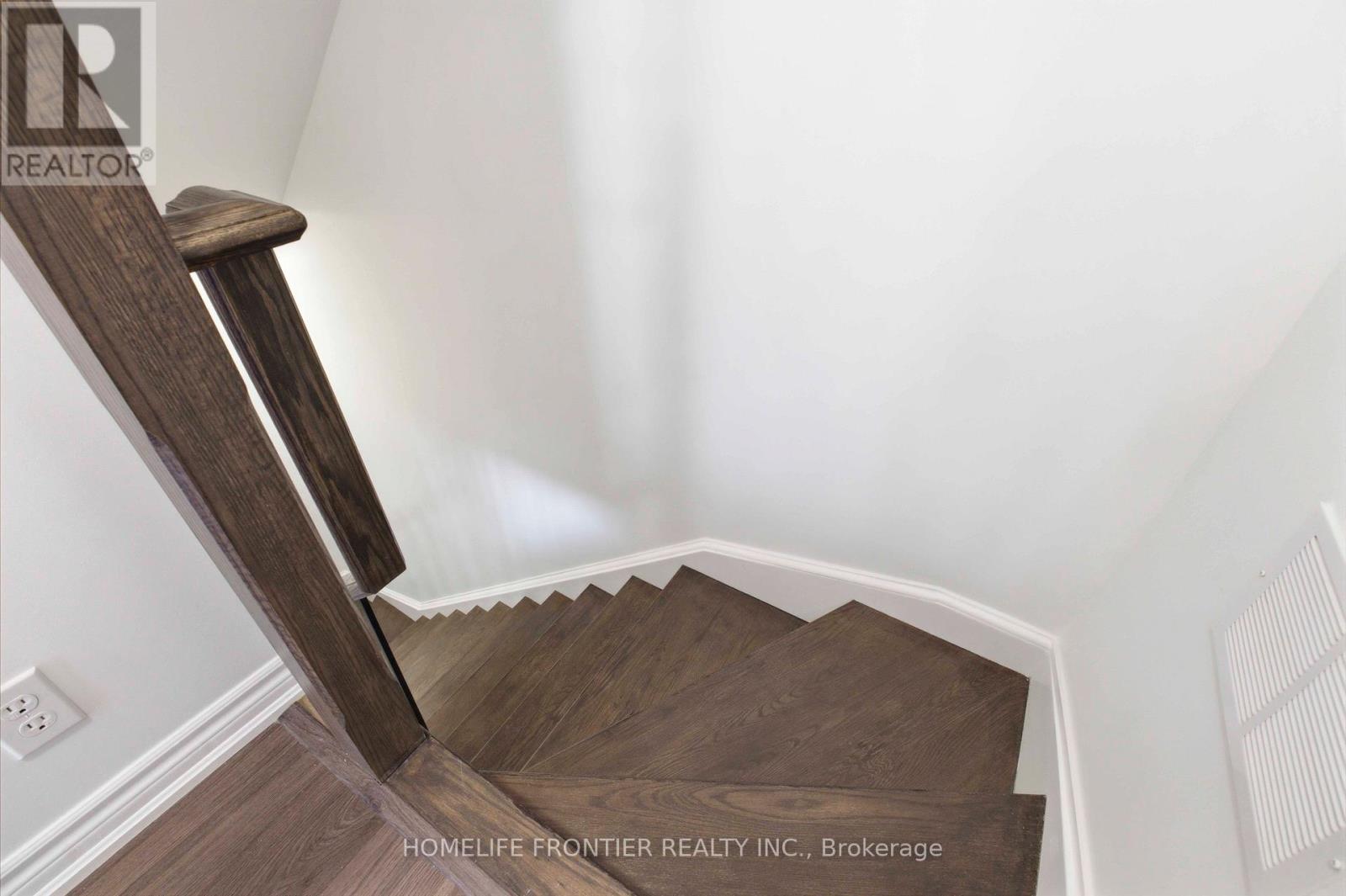 29 - 145 Long Branch Avenue, Toronto (Long Branch), Ontario  M8W 0A9 - Photo 21 - W12939178