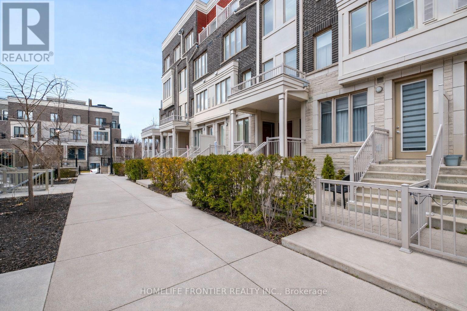 29 - 145 Long Branch Avenue, Toronto (Long Branch), Ontario  M8W 0A9 - Photo 4 - W12939178