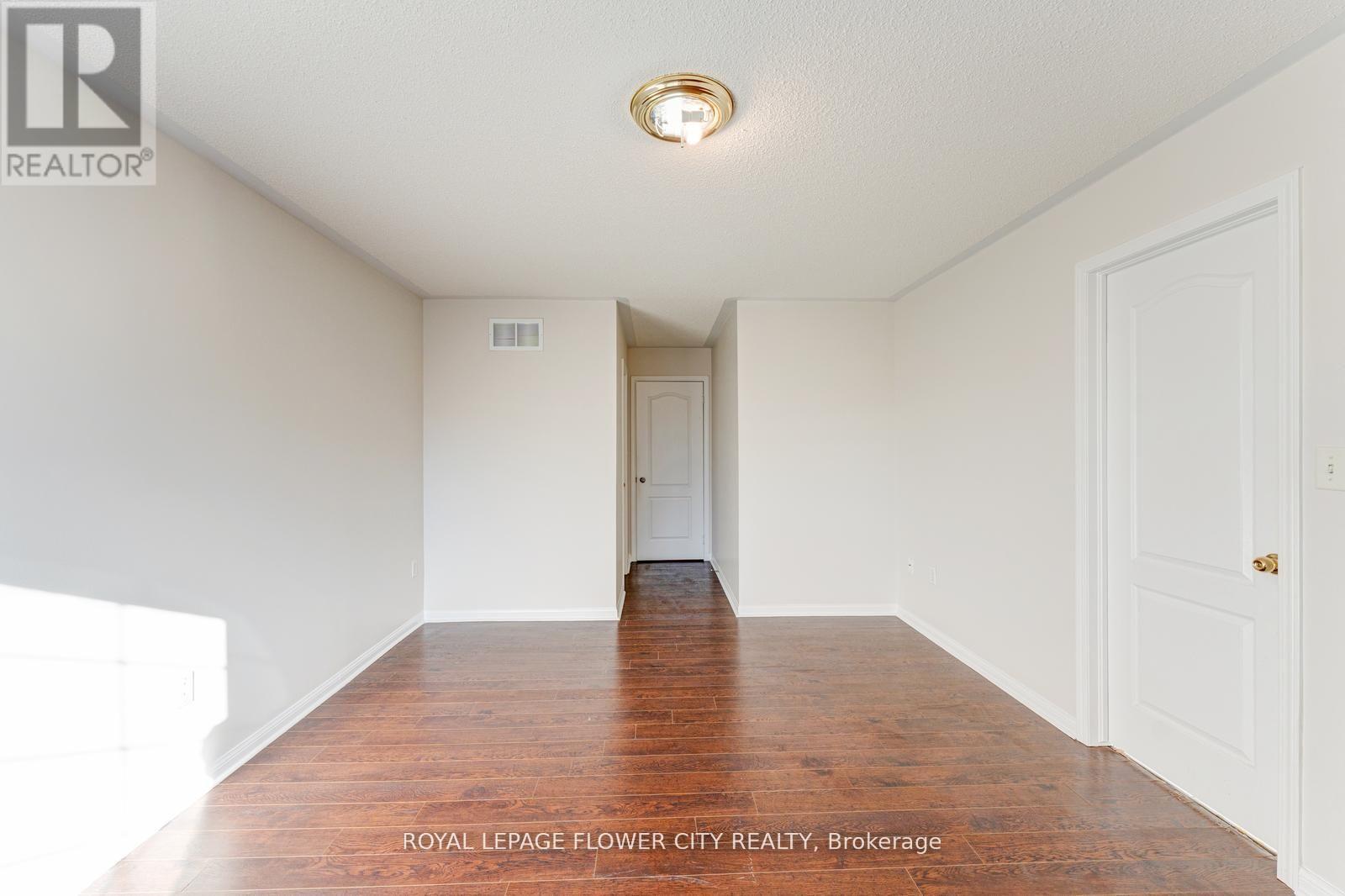 80 Dwyer Drive, Brampton (Gore Industrial North), Ontario  L6S 0B1 - Photo 25 - W12939184