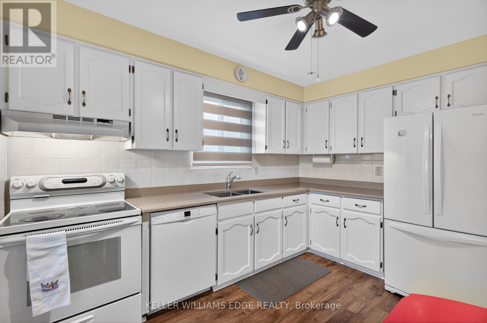 3130 Driftwood Drive, Burlington (Brant Hills), Ontario  L7M 3E1 - Photo 14 - W12939192