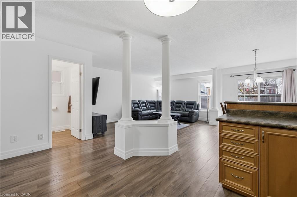 256 Sienna Crescent, Kitchener, Ontario  N2R 1T5 - Photo 10 - 40815511