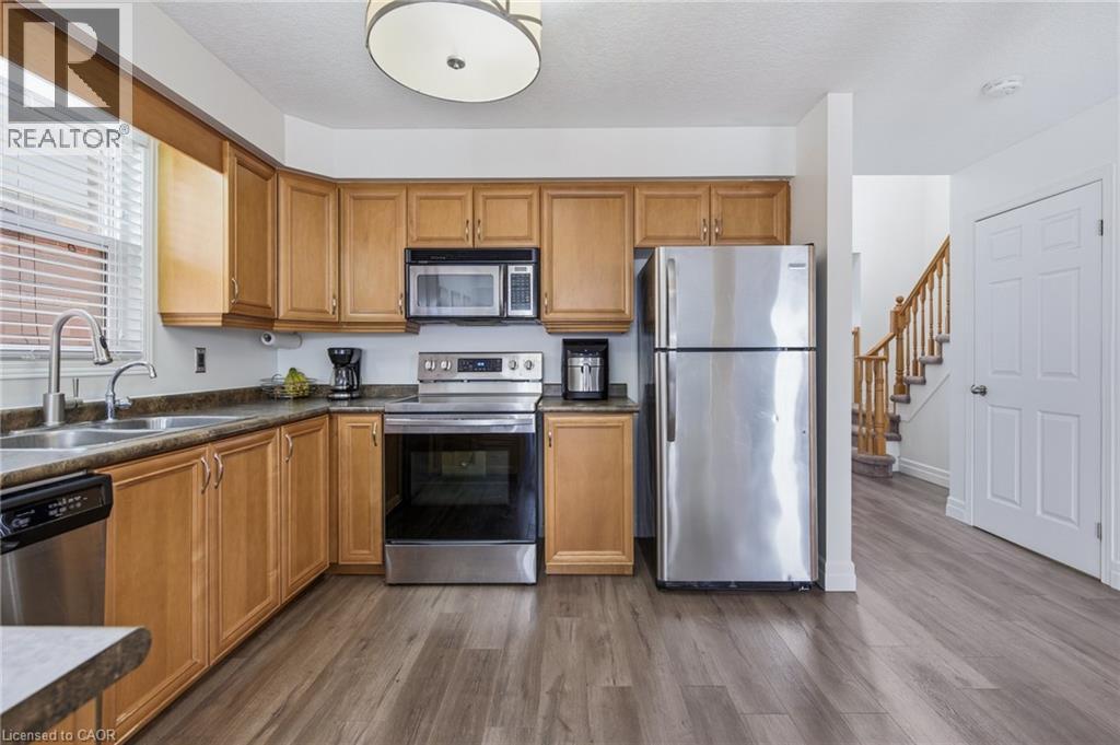 256 Sienna Crescent, Kitchener, Ontario  N2R 1T5 - Photo 8 - 40815511