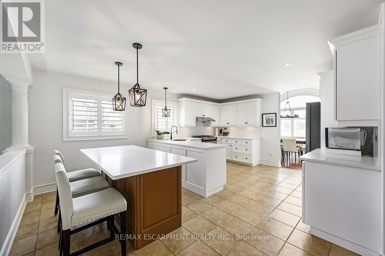 27 Carver Drive, Hamilton (Binbrook), Ontario  L0R 1C0 - Photo 11 - X12938944