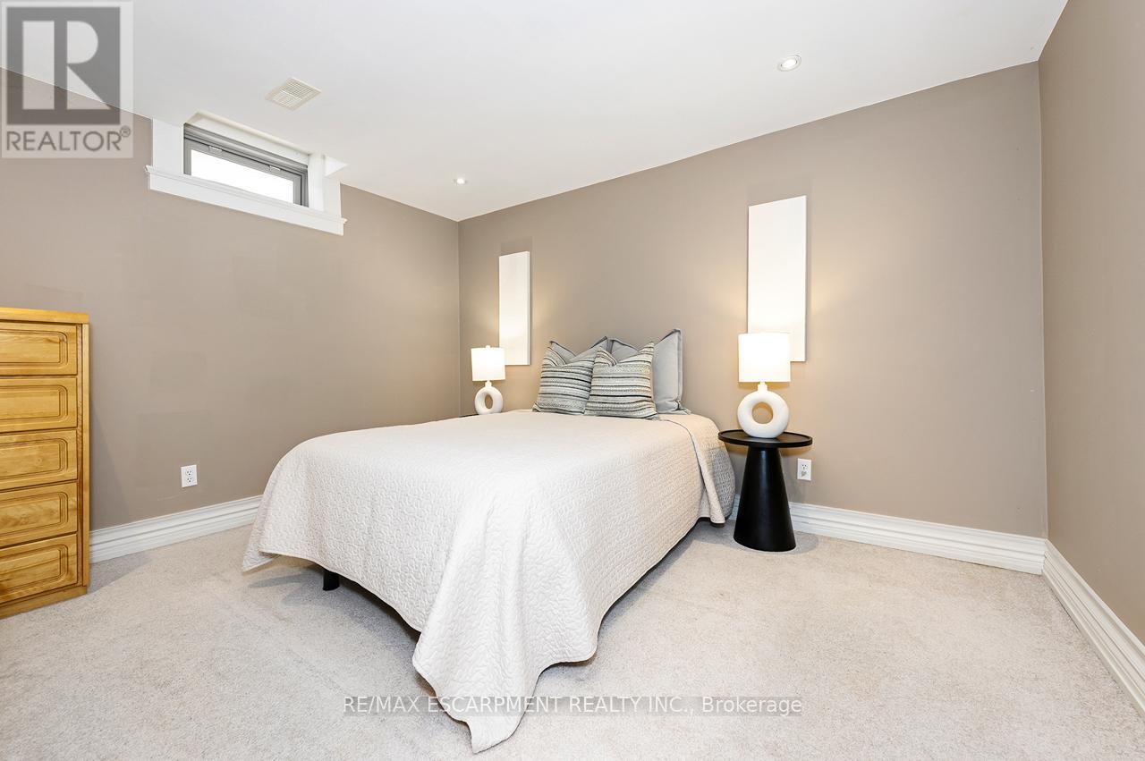 27 Carver Drive, Hamilton (Binbrook), Ontario  L0R 1C0 - Photo 30 - X12938944