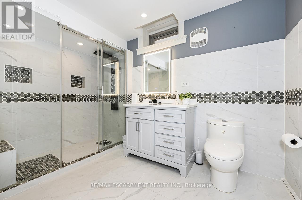 27 Carver Drive, Hamilton (Binbrook), Ontario  L0R 1C0 - Photo 32 - X12938944