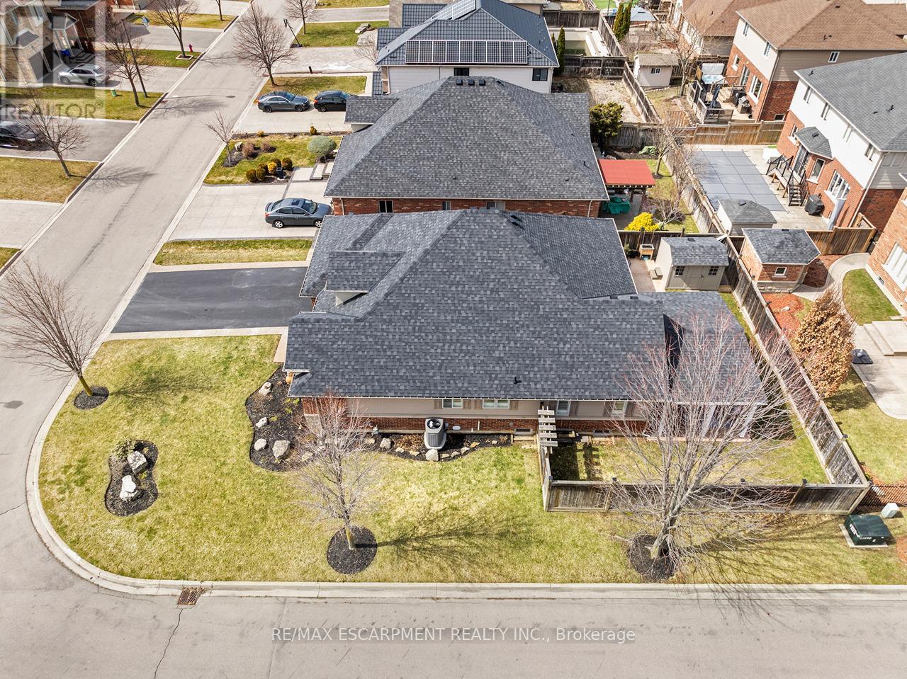 27 Carver Drive, Hamilton (Binbrook), Ontario  L0R 1C0 - Photo 47 - X12938944