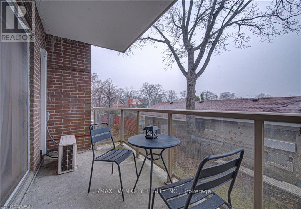 202 - 793 Colborne Street, Brantford, Ontario  N3S 7J3 - Photo 19 - X12939138