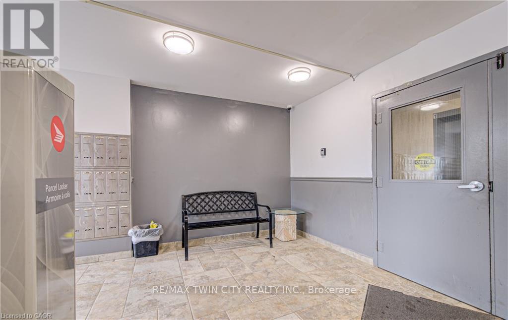 202 - 793 Colborne Street, Brantford, Ontario  N3S 7J3 - Photo 21 - X12939138