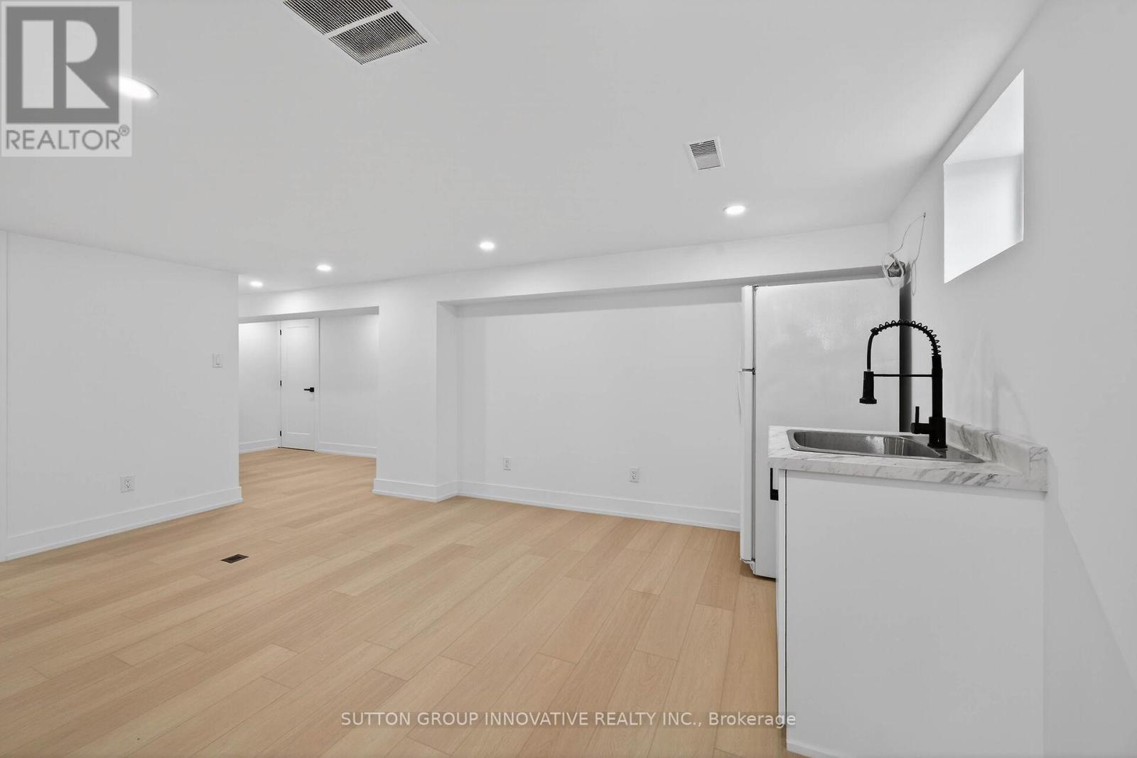 124 Corman Avenue, Hamilton (Stoney Creek), Ontario  L8G 3W4 - Photo 39 - X12939158