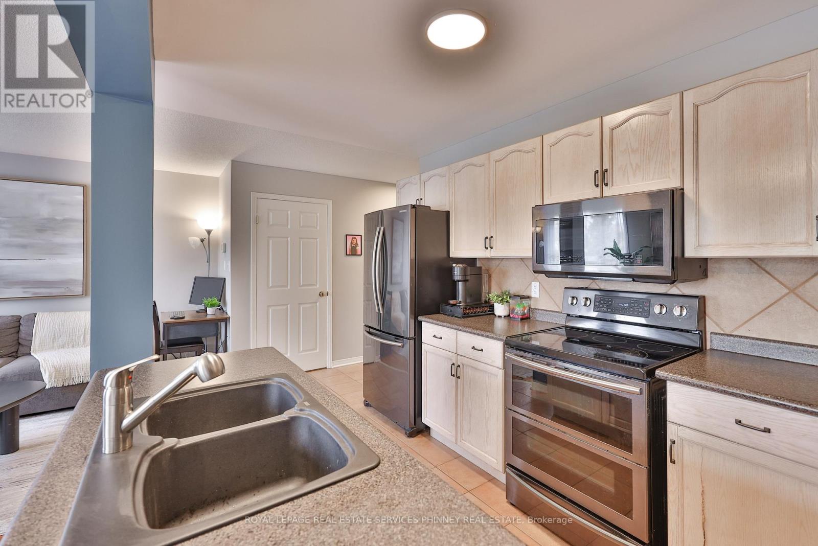 5117 St. George's Drive, Lincoln, Ontario  L0R 1B7 - Photo 11 - X12939216