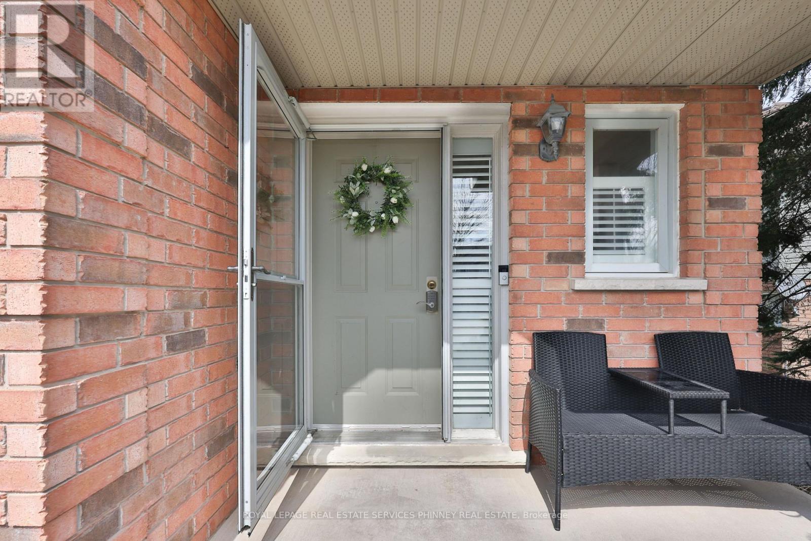 5117 St. George's Drive, Lincoln, Ontario  L0R 1B7 - Photo 3 - X12939216