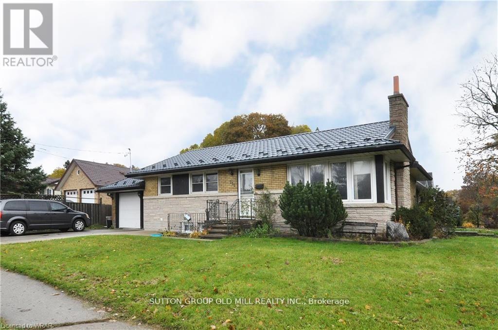 Bsmt - 251 Erb Street E, Waterloo, Ontario  N2J 1N2 - Photo 2 - X12939250