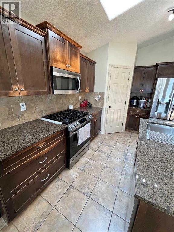 226 Gateway Manor  S, Lethbridge, Alberta  T1K 5S1 - Photo 11 - A2283264