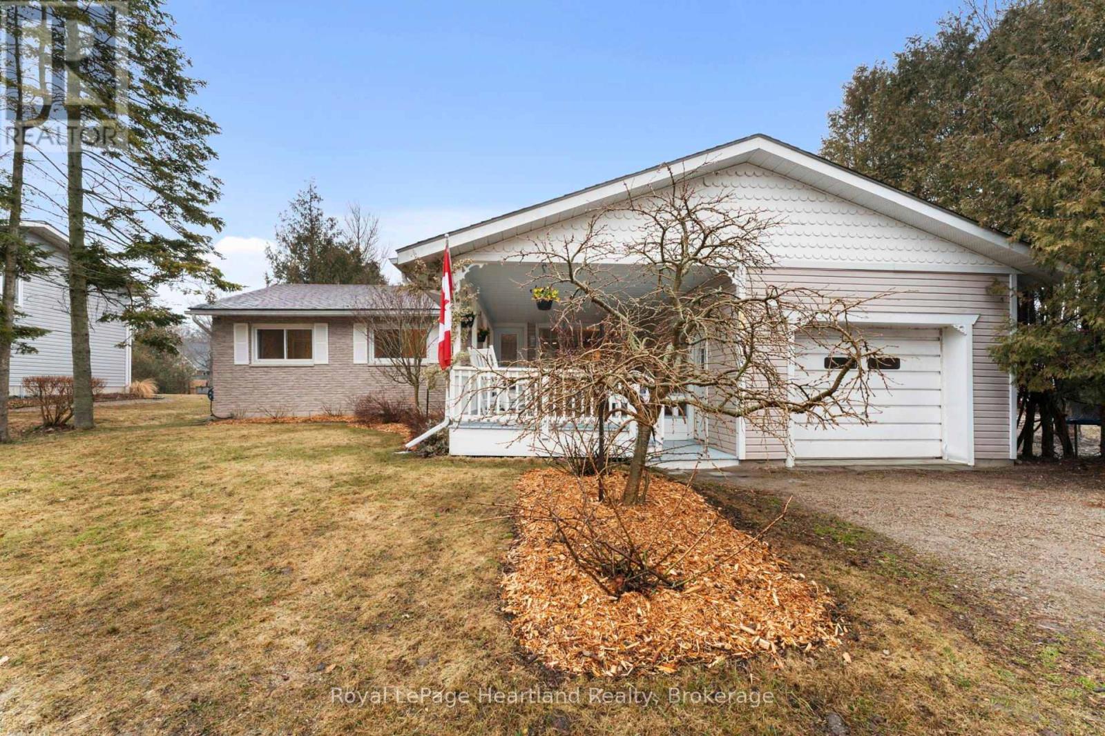 209 CEDAR CLOSE, Huron-Kinloss, Ontario