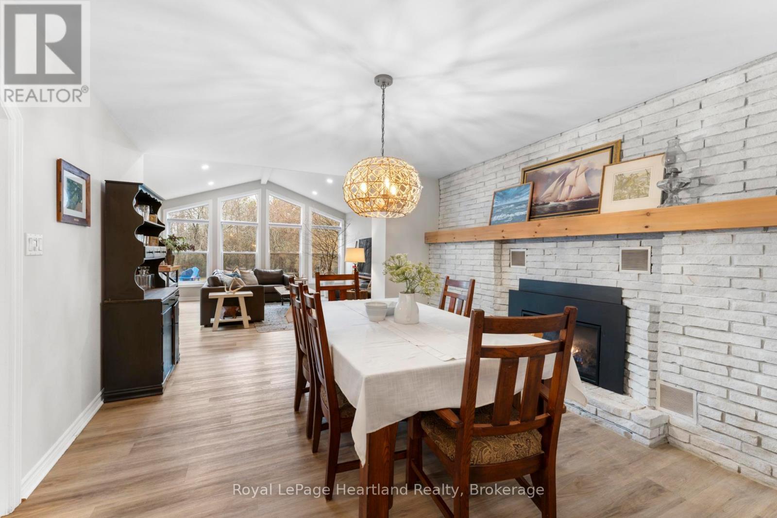 209 Cedar Close, Huron-Kinloss, Ontario  N2Z 2X3 - Photo 13 - X12939390