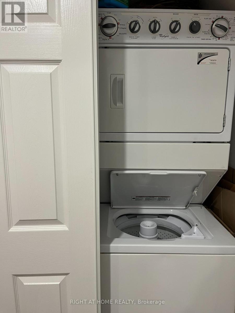 75 Maffey Crescent, Richmond Hill, Ontario  L4S 0A8 - Photo 6 - N12937686