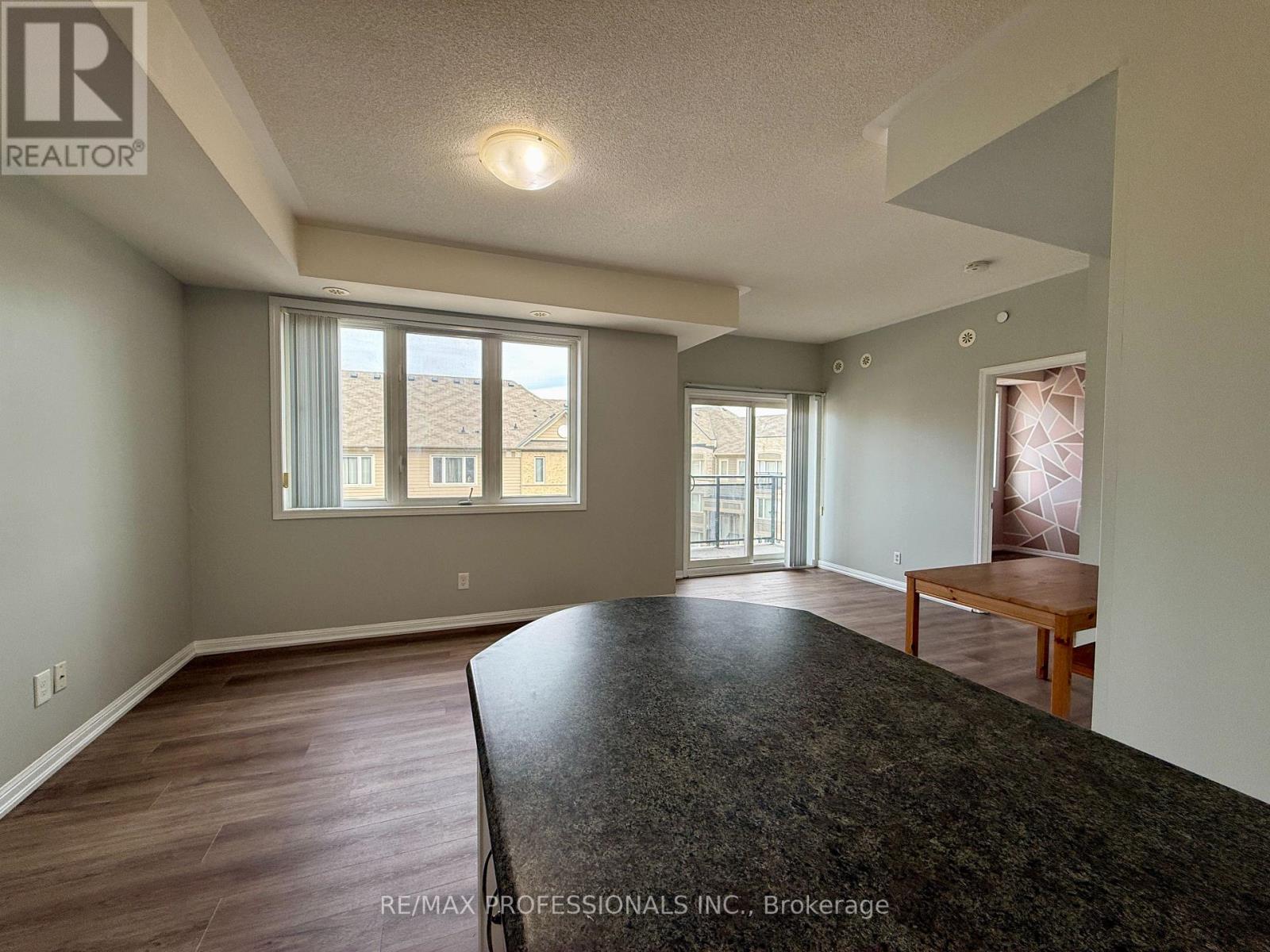 313 - 3075 Thomas Street, Mississauga (Churchill Meadows), Ontario  L5M 0M4 - Photo 6 - W12938350