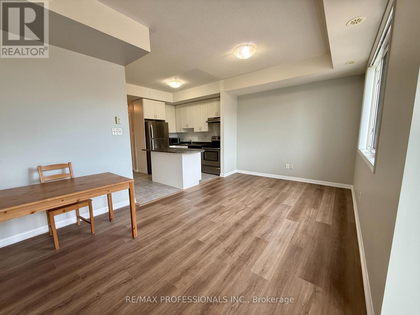 313 - 3075 Thomas Street, Mississauga (Churchill Meadows), Ontario  L5M 0M4 - Photo 9 - W12938350