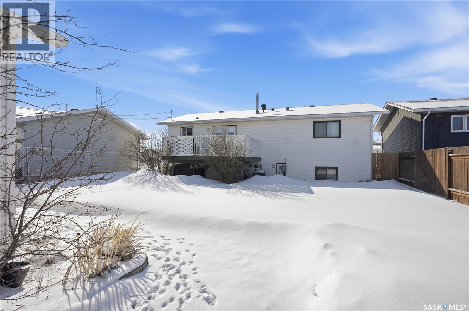 425 5th Street S, Martensville, Saskatchewan  S0K 2T0 - Photo 42 - SK031641