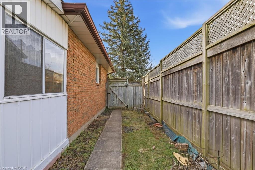 176 Wissler Road, Waterloo, Ontario  N2K 2X4 - Photo 37 - 40814373