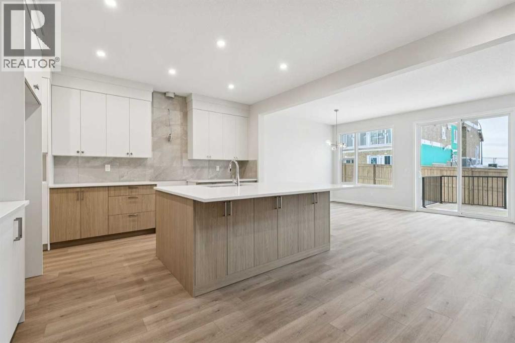 107 Annette Rise NW, Calgary, Alberta  T3R 2K8 - Photo 5 - A2283841