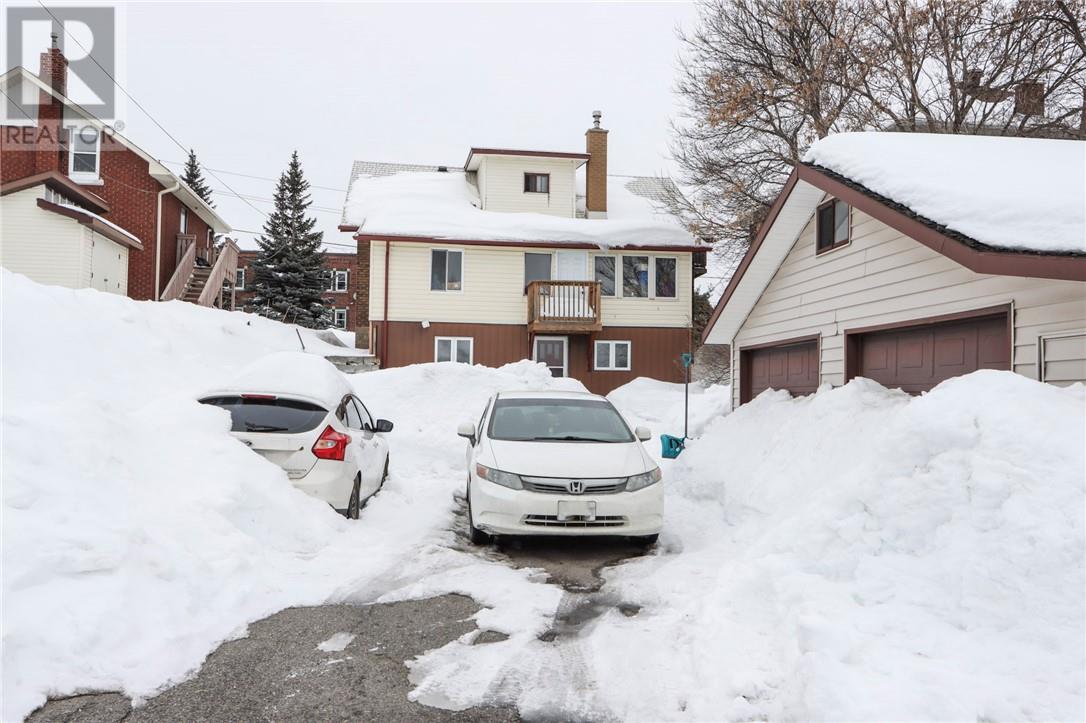 221 Oak Street, Sudbury, Ontario  P3C 1M8 - Photo 3 - 2126840