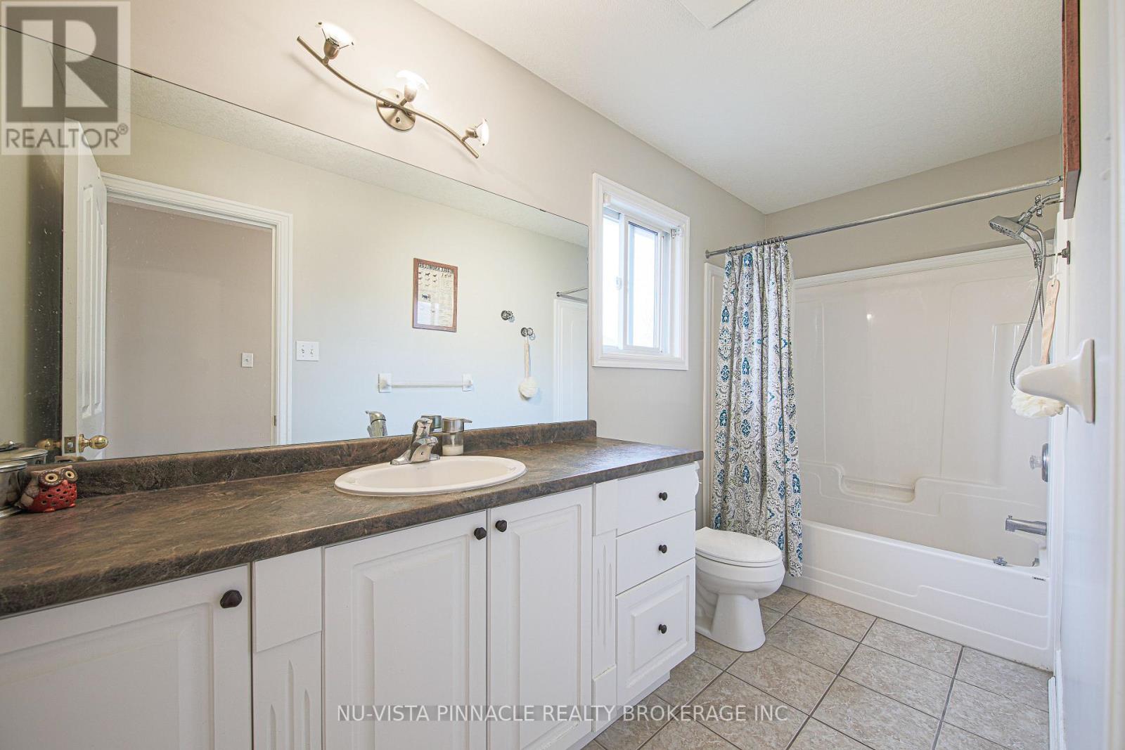 Photo 26 of 37 for 1908 Coronation Drive