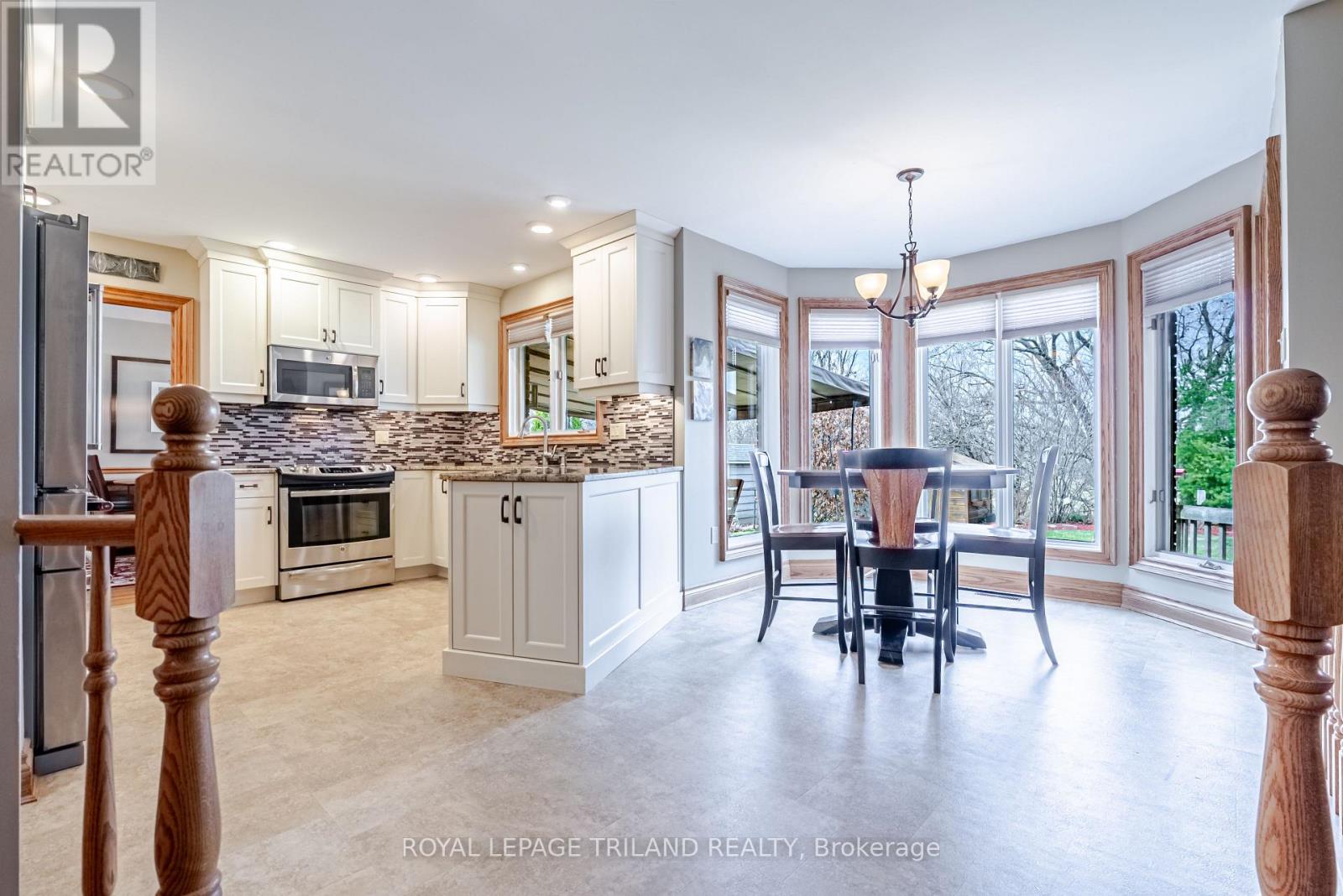 28 Sinclair Crescent, Aylmer, Ontario  N5H 3B7 - Photo 15 - X12939398