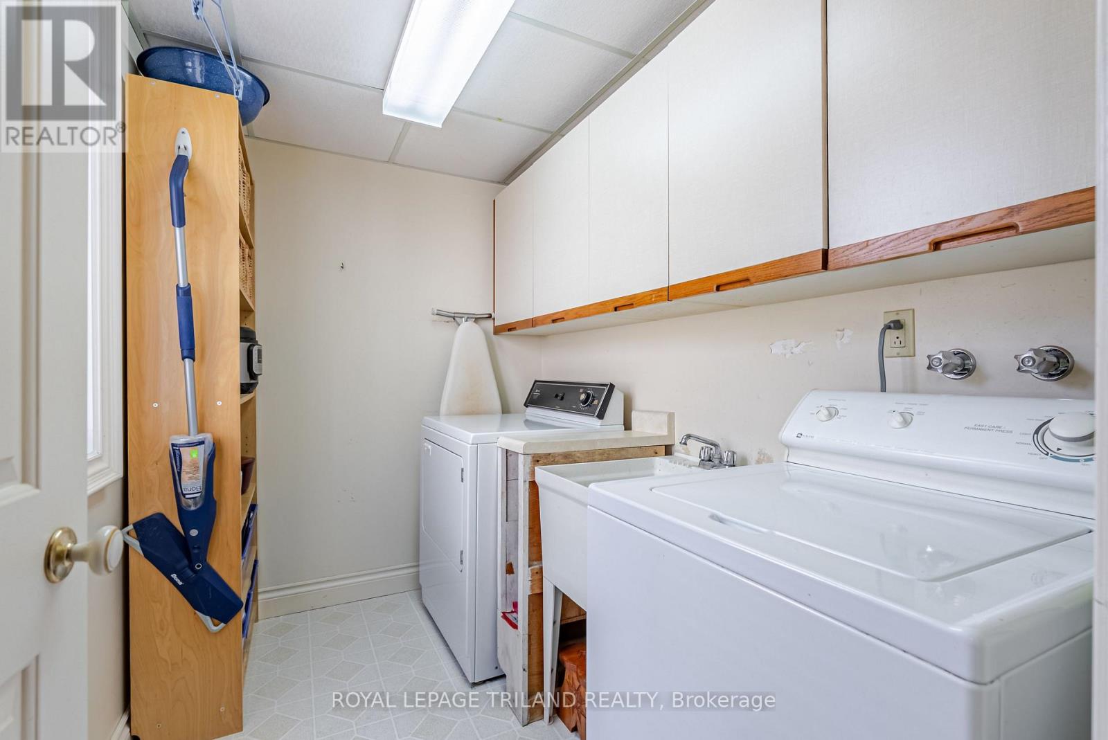 28 Sinclair Crescent, Aylmer, Ontario  N5H 3B7 - Photo 19 - X12939398