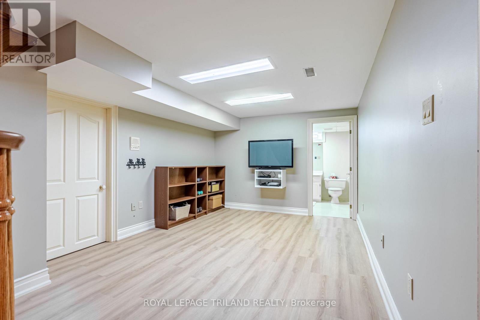 28 Sinclair Crescent, Aylmer, Ontario  N5H 3B7 - Photo 29 - X12939398