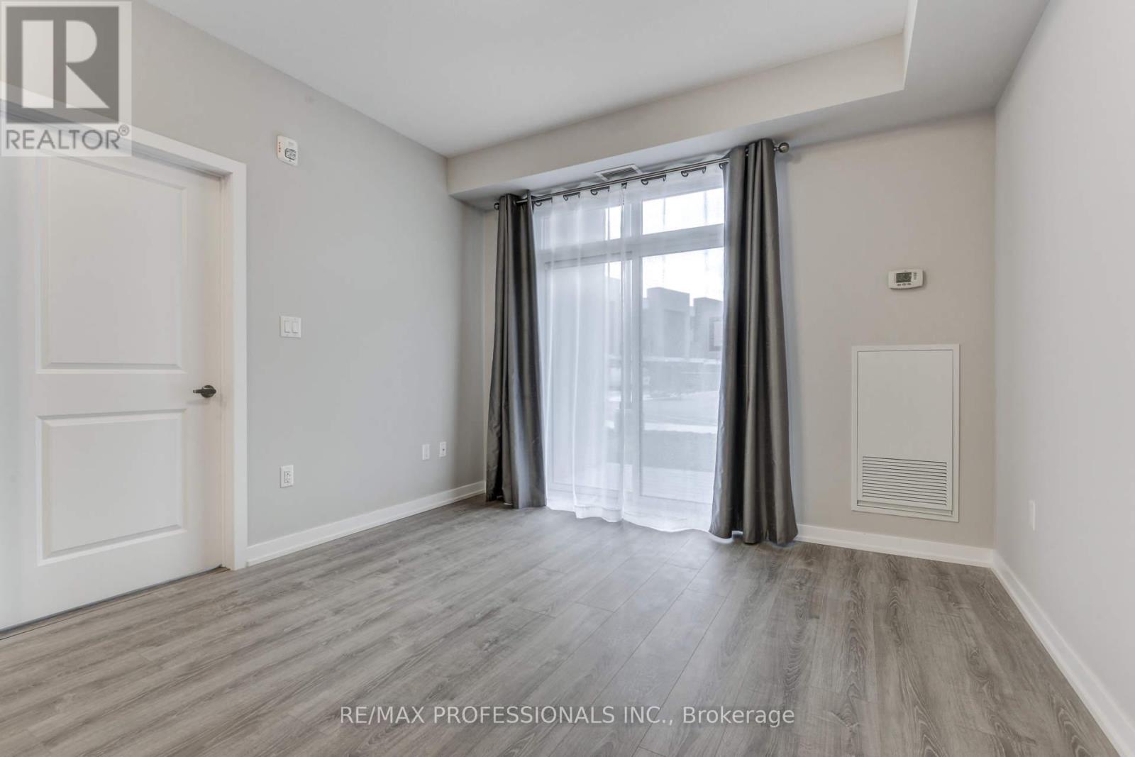 124 - 101 Shoreview Place, Hamilton, Ontario  L8E 0K2 - Photo 15 - X12885582