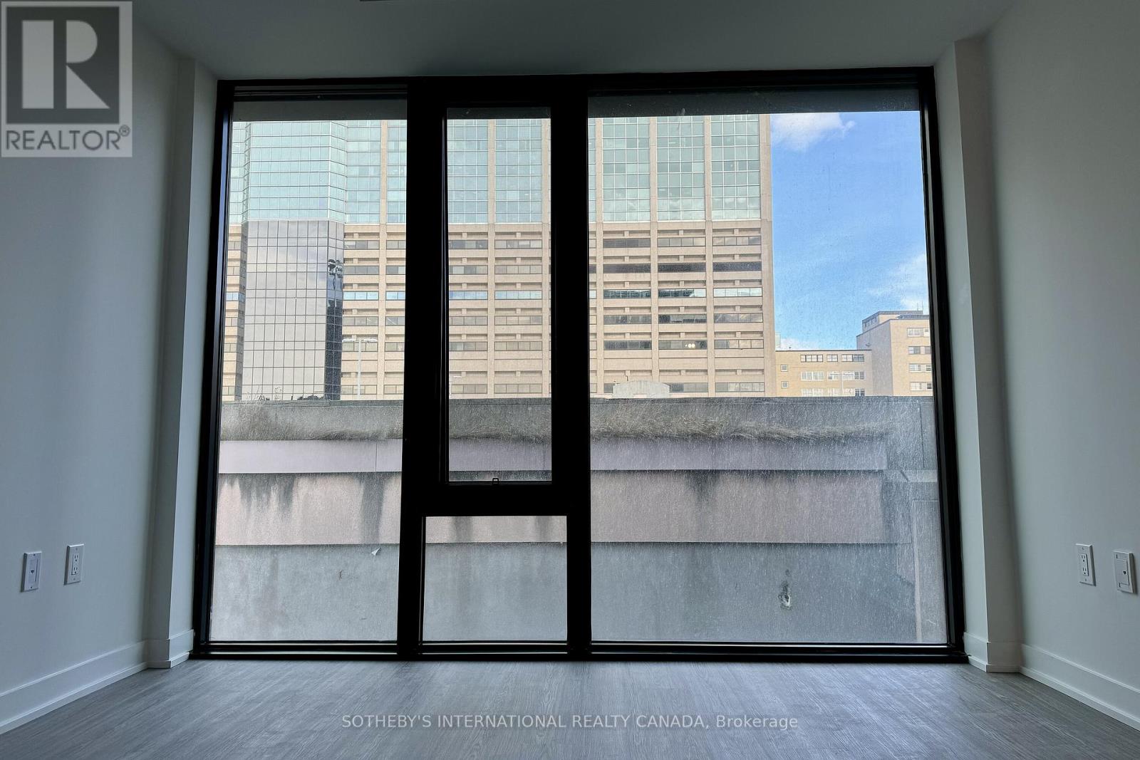 507 - 195 Mccaul Street, Toronto, Ontario  M5T 0E5 - Photo 4 - C12939280